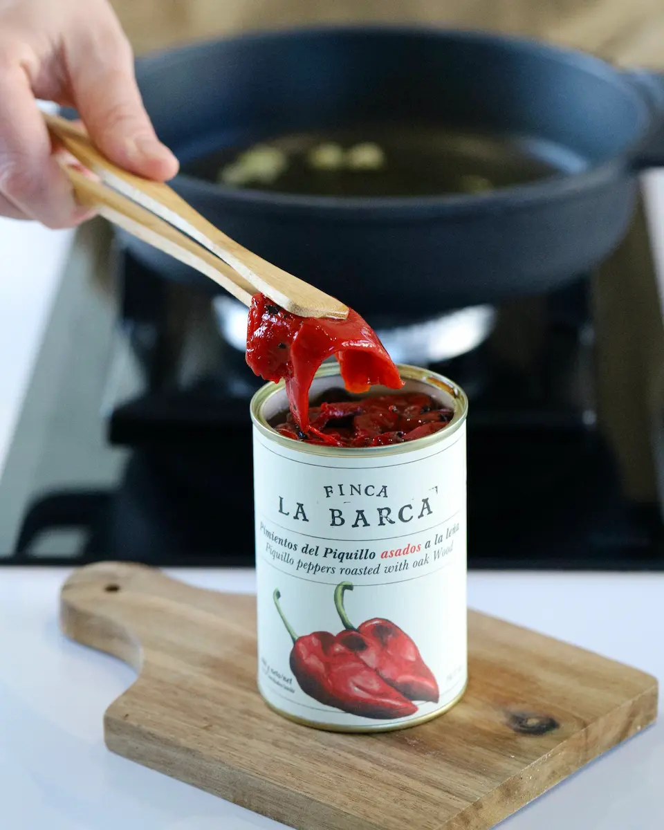 wood-fired roasted piquillo peppers, 400g tin
